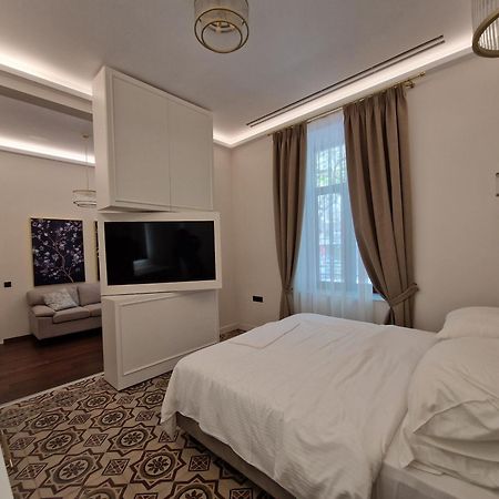 Jensen Luxury Suites Rhodes City Exterior photo