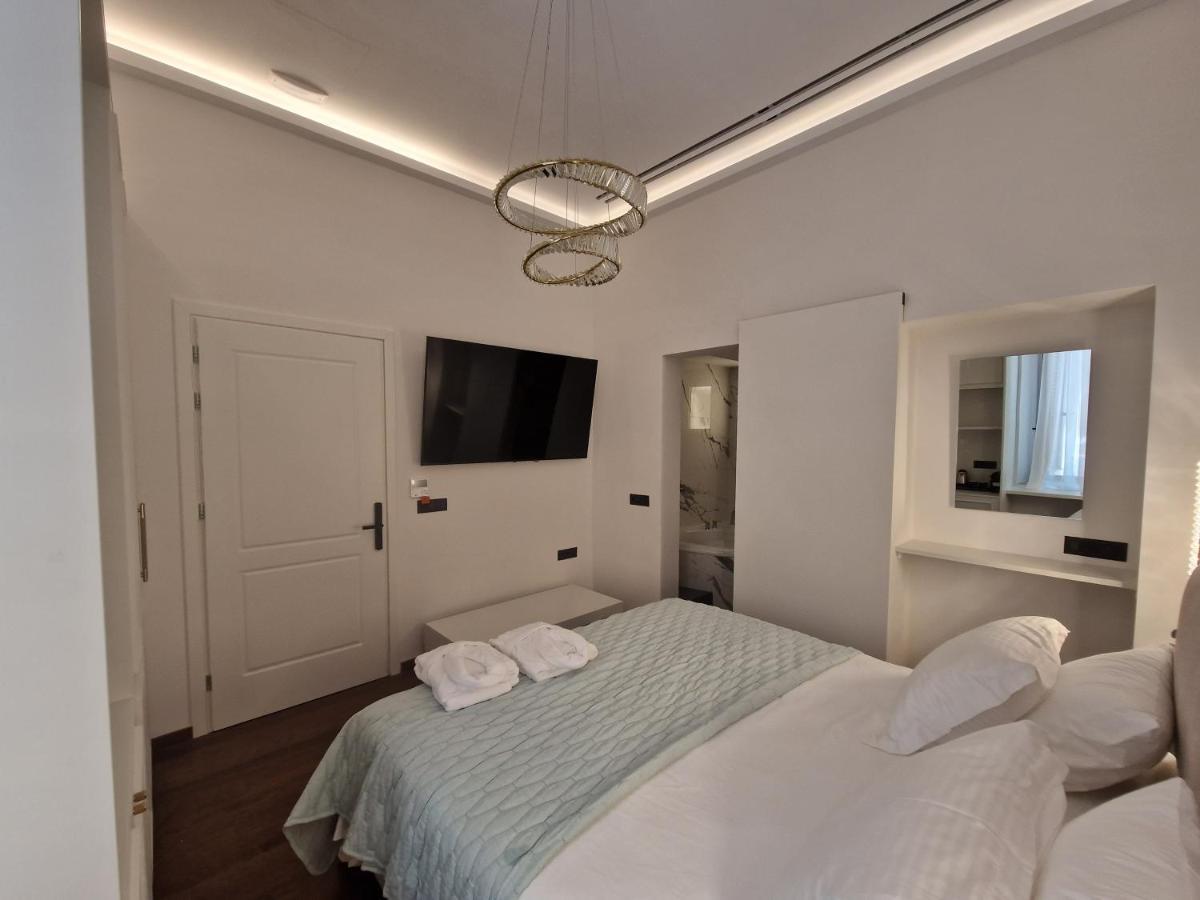 Jensen Luxury Suites Rhodes City Exterior photo