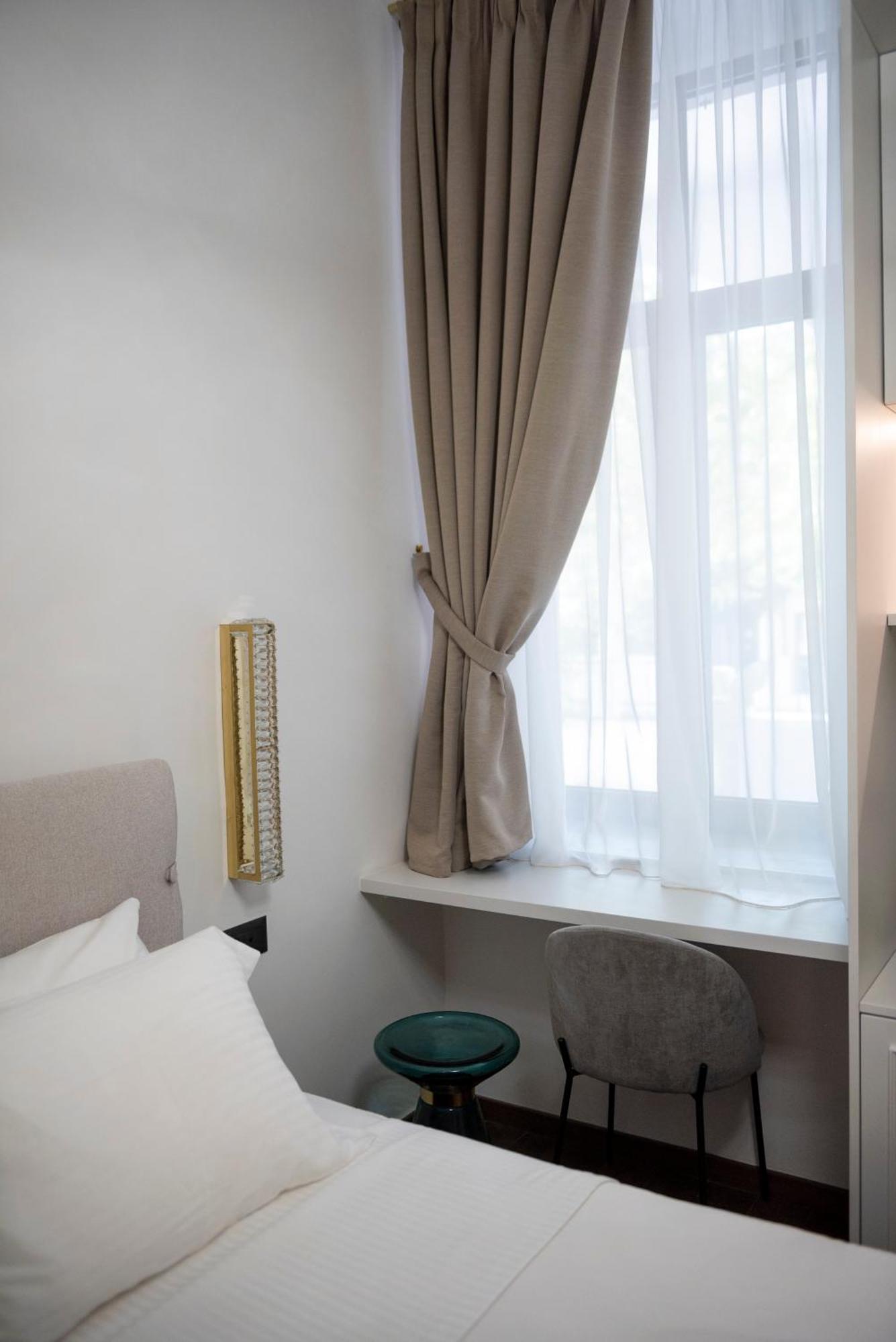 Jensen Luxury Suites Rhodes City Exterior photo